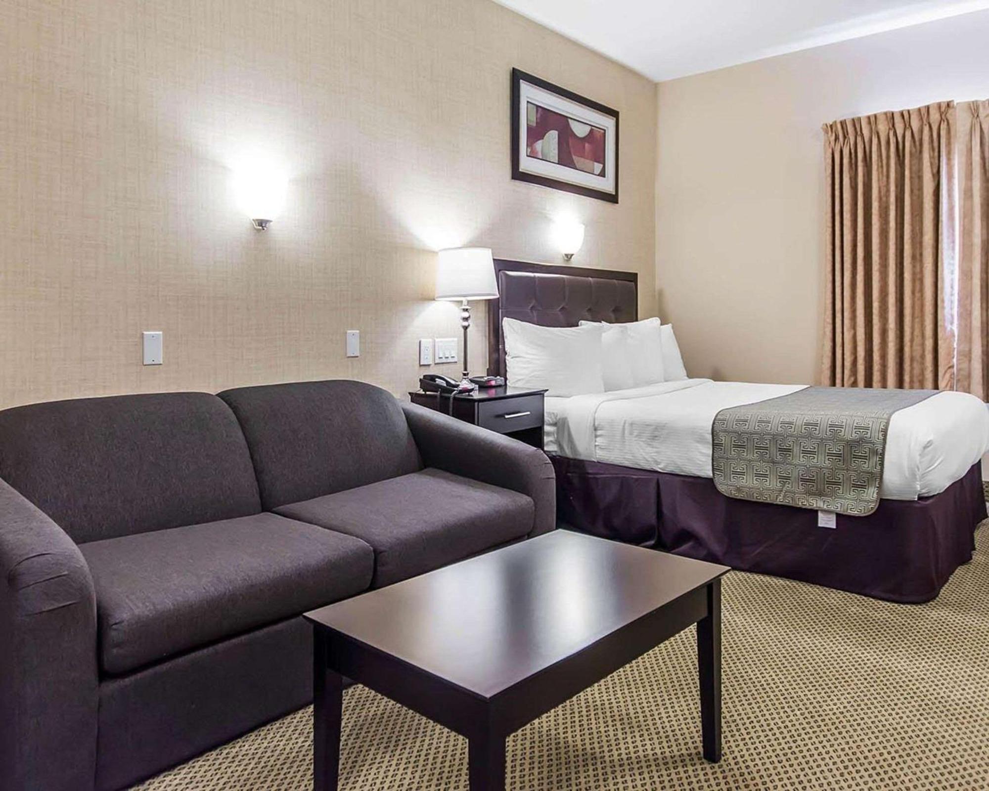 Quality Inn Монктон Экстерьер фото